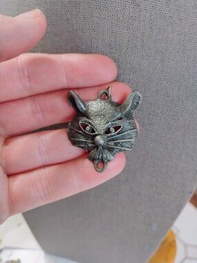 Unusual Cat pendant